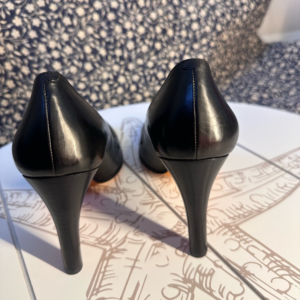 Bally Heels - Picture 11 of 11